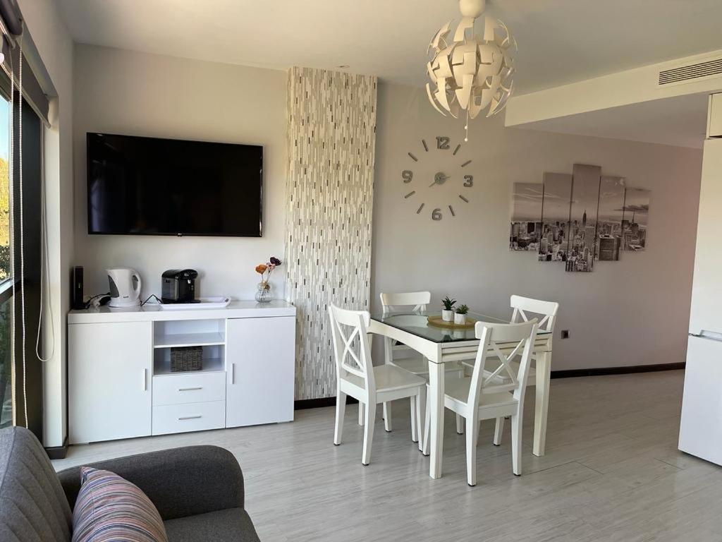 Tecnocordoba II Aparcamiento Privado Gratuito Y Piscina Daire Dış mekan fotoğraf