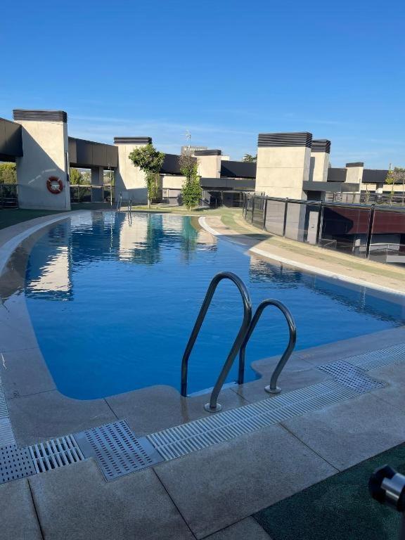 Tecnocordoba II Aparcamiento Privado Gratuito Y Piscina Daire Dış mekan fotoğraf