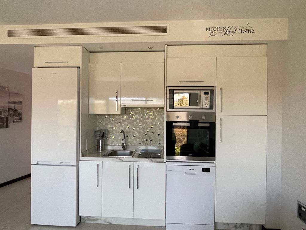 Tecnocordoba II Aparcamiento Privado Gratuito Y Piscina Daire Dış mekan fotoğraf