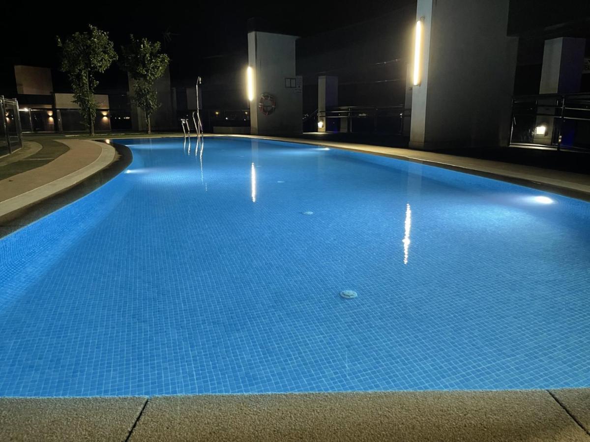 Tecnocordoba II Aparcamiento Privado Gratuito Y Piscina Daire Dış mekan fotoğraf